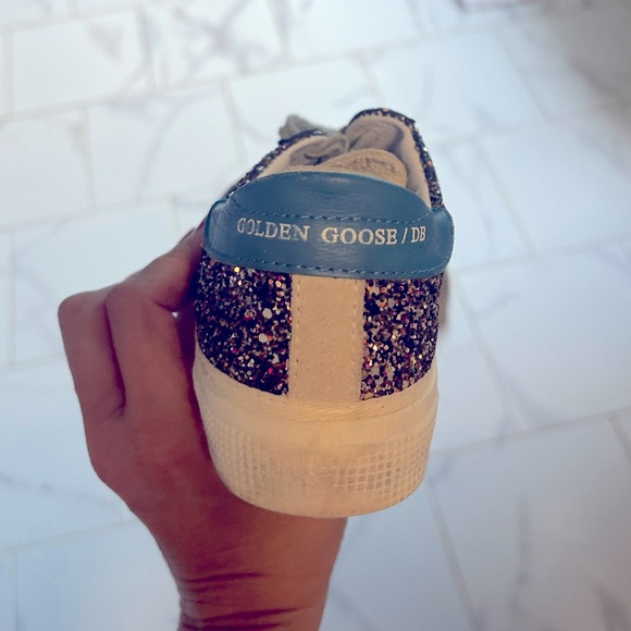 Golden Goose May Sneakers - Picture 4 of 8